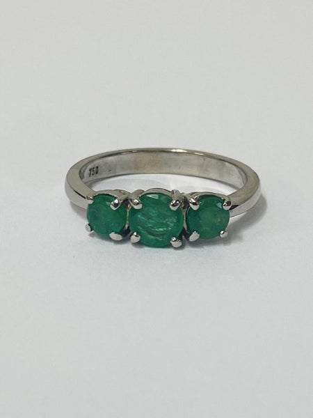 ***18CT WHITE GOD EMERALD 3 STONE RING**** Carousel 1