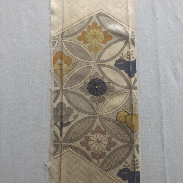 Japanese Vintage Silk Kimono Panel Fabric Piece Carousel 2