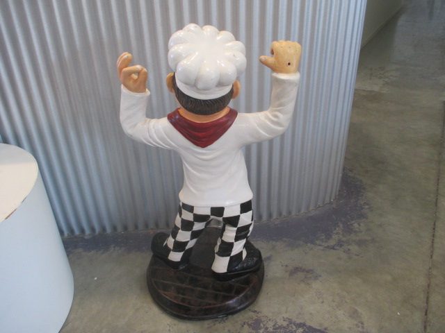COOK/CHEF LARGE DISPLAY FIGURE Carousel 2