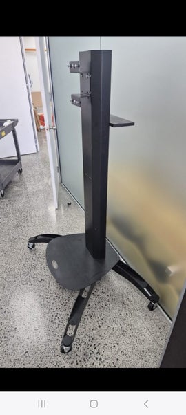 Movable TV Stand Carousel 2