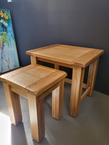 BRAND NEW SOLID OAK NEST TABLE Carousel 1