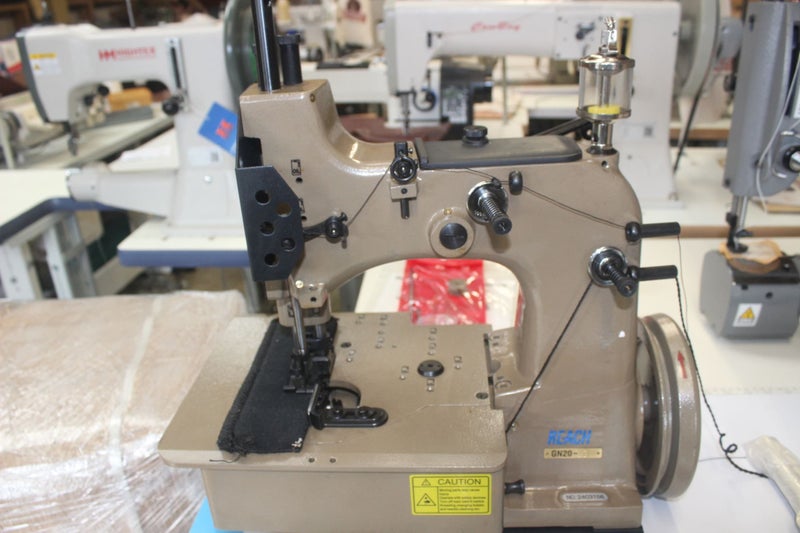 CARPET OVERLOCKER 2 THREAD SPECIAL 20 % OFF Carousel 2