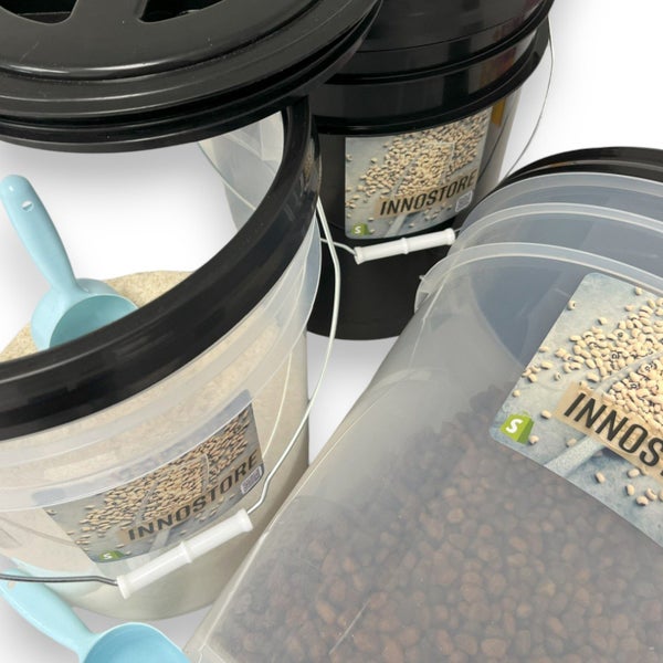INNOSTORE 20L BLACK-OUT FOOD STORAGE PAIL & SCREW LID + 1-CUP SCOOP Carousel 2
