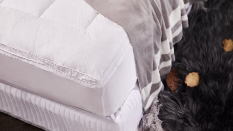 Microfiber Mattress Topper King Carousel 1