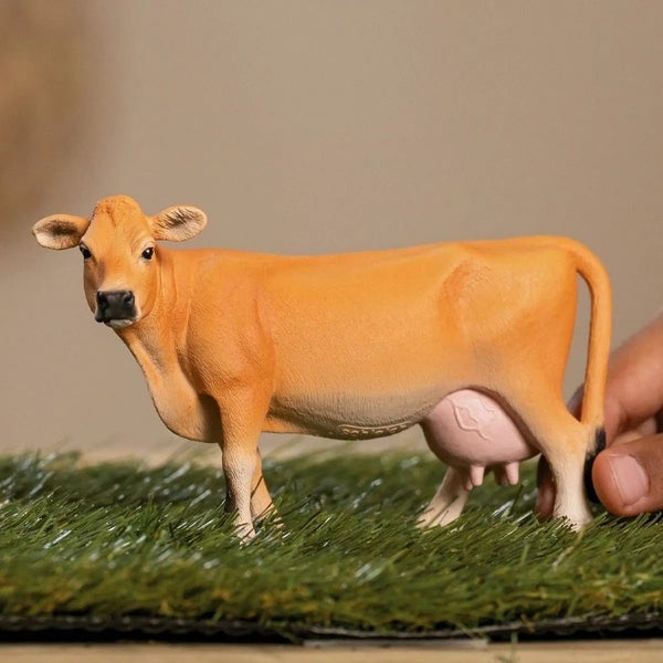 Schleich Farm World - Jersey Cow Carousel 2