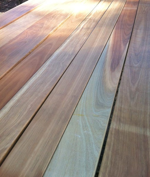 SPOTTED GUM DECKING, PRE-OILED, KD, PREMIUM SMOOTH, 140 x 19mm - 330m - 754341 Carousel 1