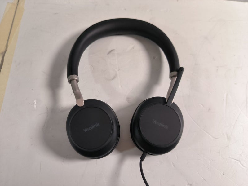 YEALINKS MICROSOFT TEAMS CERTIFIED HEADSET UH38 #B21122029-1 Carousel 2