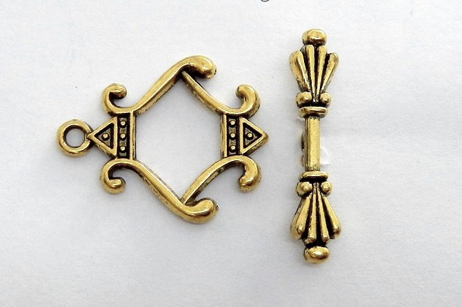 2 ART DECO GOLD TOGGLE CLASPS Carousel 1
