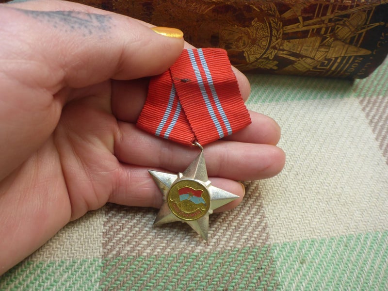 Full Size Vietnam War Campaign VC Viet Cong Soldier Of Liberation Order Medal Carousel 1