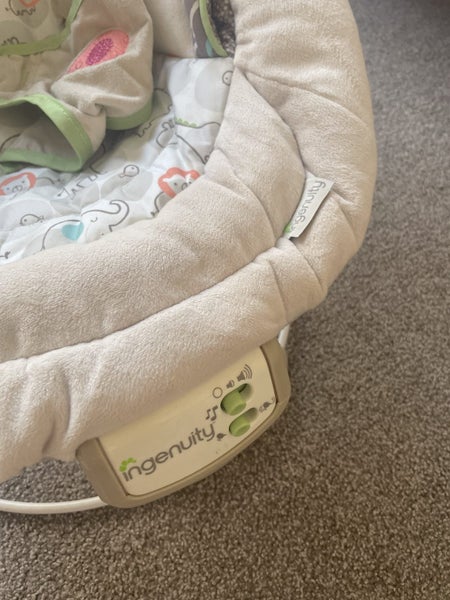 Ingenuity baby bouncer Carousel 2