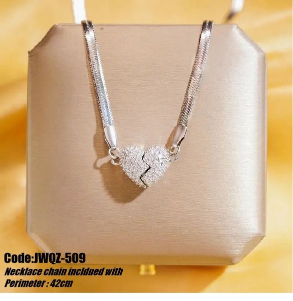 Brand New Women's Silver Necklace pendant Magnetic Heart Clavicle *Sale NOW* Carousel 1