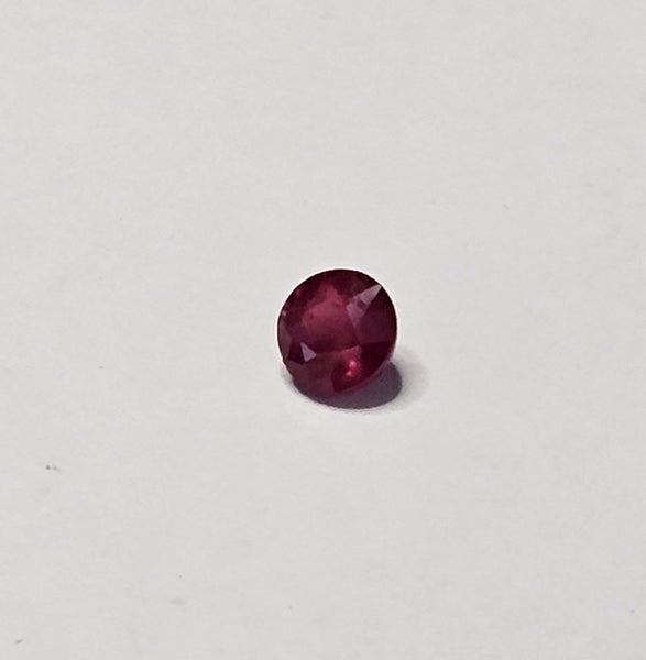 Genuine Round Cut 1.7ct Ruby - 6mm Carousel 2