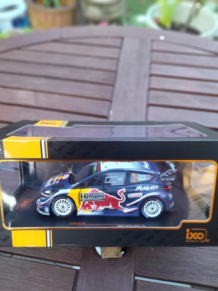 FORD FIESTA WRC 2 1/24 DIECAST Carousel 1