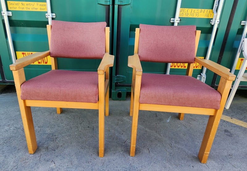 2 office chairs Carousel 4