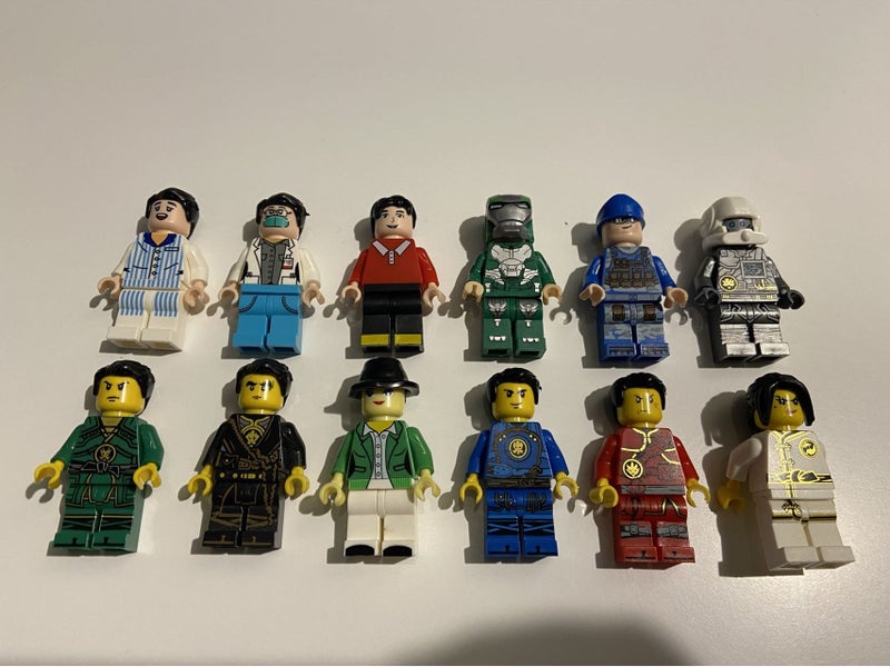 Compatible Building Block Figure Carousel 1