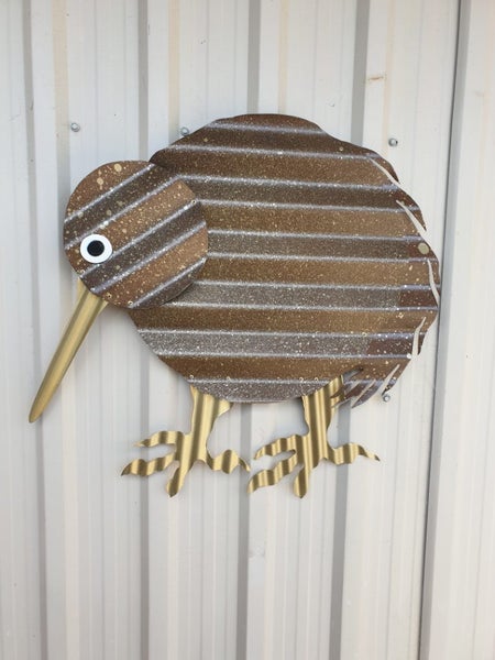 Kiwi Carousel 1