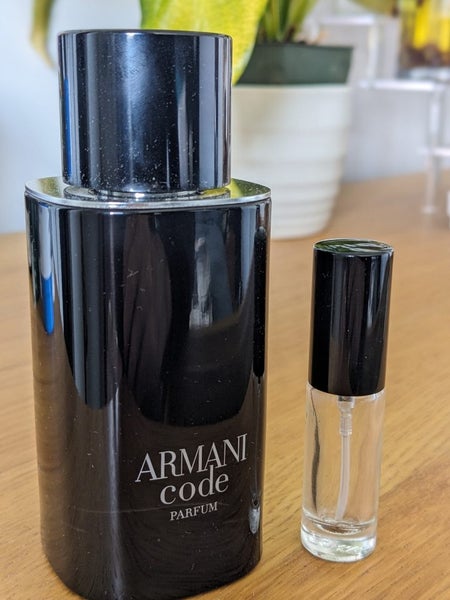 Armani Code Parfum 3ml Sample Carousel 1