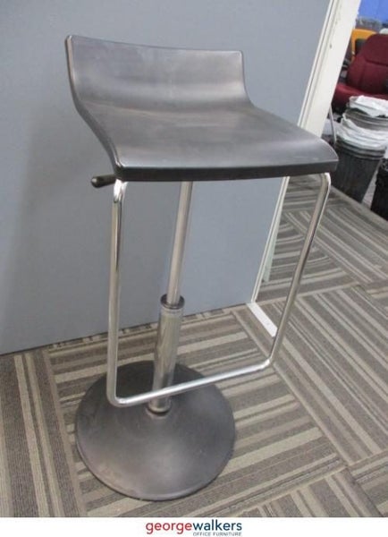 PR5415 - Black Barstool Carousel 3