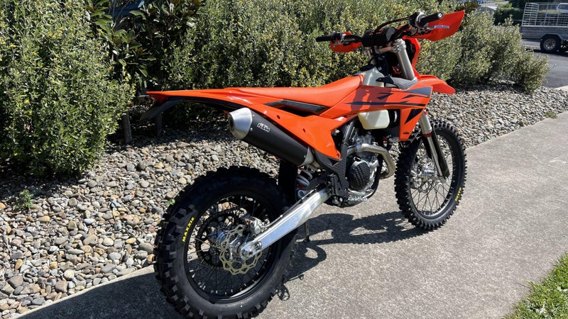 2025 KTM 500 EXC-F IN STORE NOW! ROAD LEGAL!62866857381251113