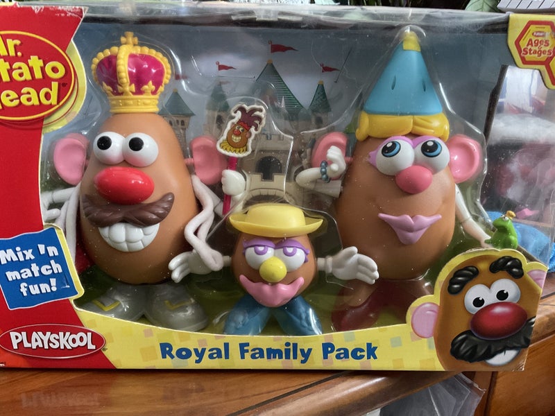 Mr Potato Head - Royal Family Pack Carousel 1
