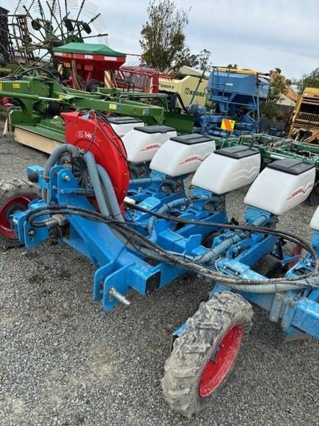 Monosem 6 Row NG-4 Carousel 5