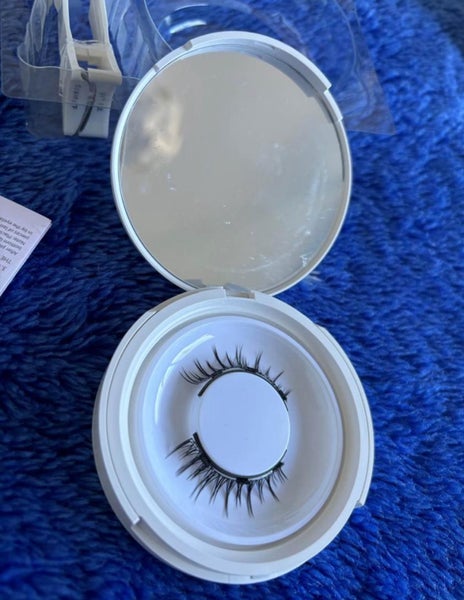 2 sets of magnetic false lashes *new* Carousel 1