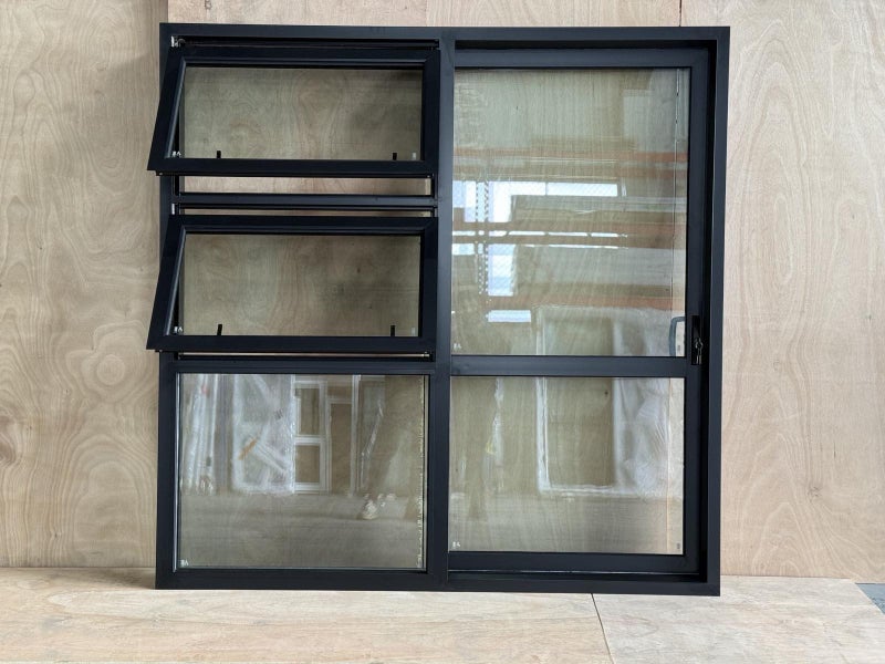 !NEW BLACK ALUMINIUM DOUBLE GLAZED SLIDING DOOR:2000H x 2400W Carousel 2