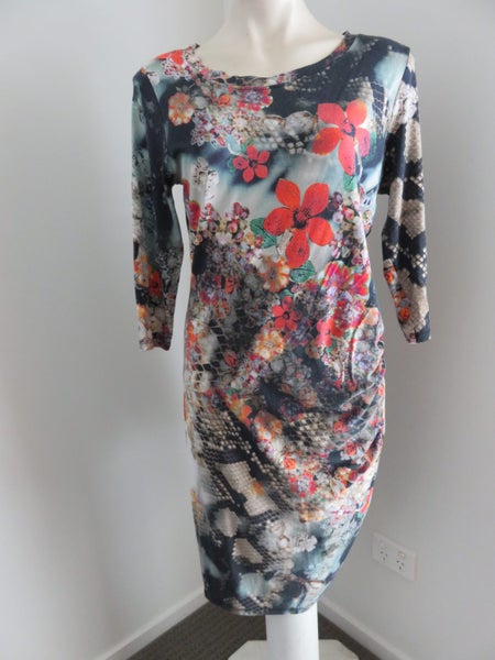 MOSS & SPY, ABSTRACT PRINT BODYCON DRESS, SZ 14 Carousel 1