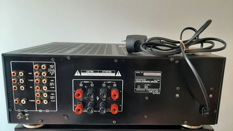 Kenwood KA-7020 integrated stereo amplifier Carousel 2