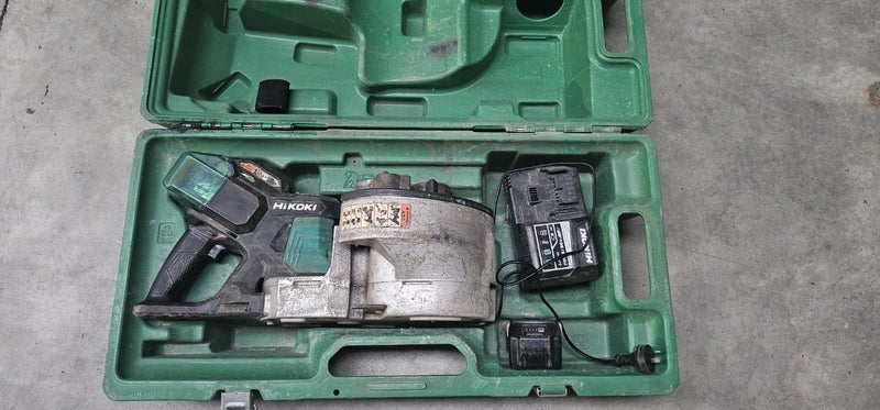 HiKOKI 36V REBAR BENDER/CUTTER KIT 16mm 36V Brushless Rebar Bender / Cutter Carousel 1