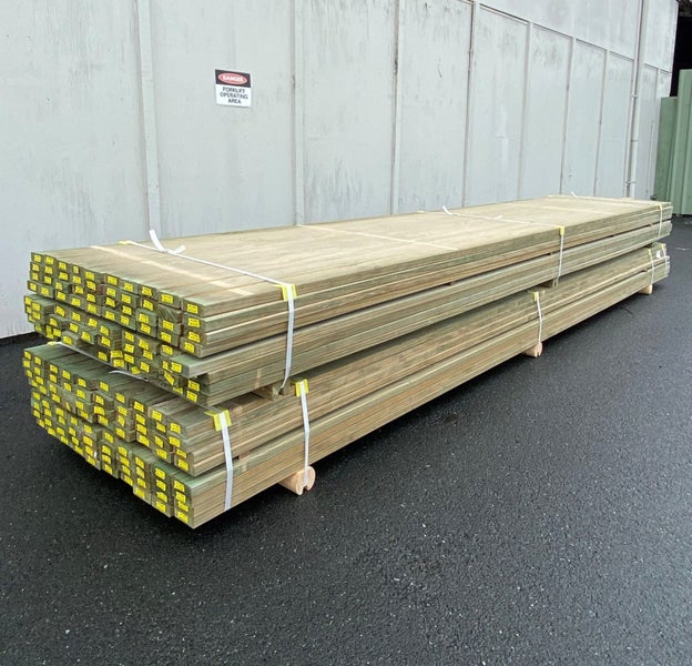 PACK LOT NEW 88 x 32 Radiata H3.2 Griptread Decking Timber 4.8m $6 p/m #3878 Carousel 1