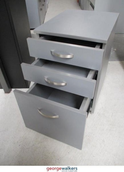 PR5451 - Grey Mobile Drawer Carousel 4
