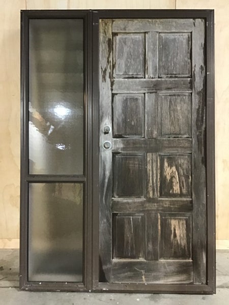 Kauri Door in Aluminium Frame 1400w x 2050h Carousel 1