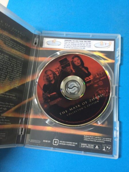 The Mask Of Zorro (1998) Carousel 3