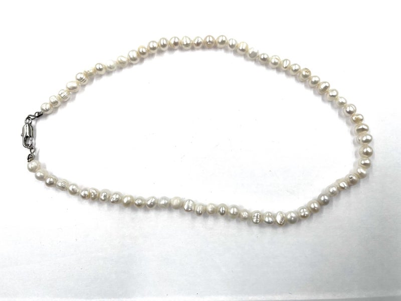 Genuine Freshwater Pearl Beads Necklace White Carousel 1