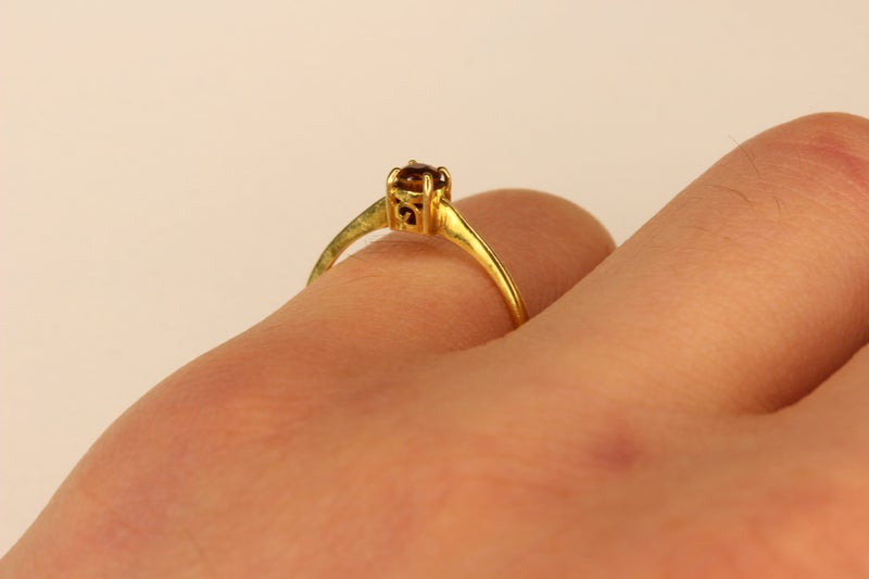 14ct Citrine ring Carousel 8