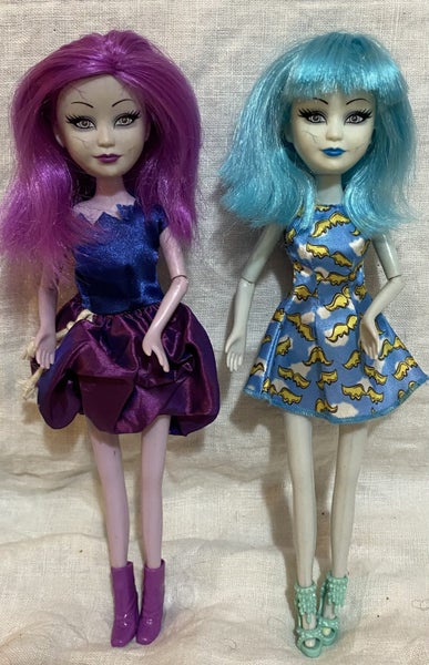Monster High Look-A-Like 2x Dolls in Wonderful Condition Carousel 1