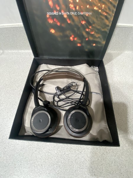 PLANTRONICS BY SANTA CRUZ Carousel 1
