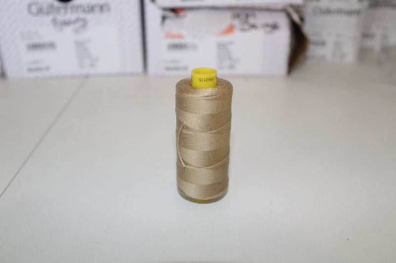 JEANS THREAD / TOP STITCHING SEWING THREAD BEIGE M30 Carousel 1