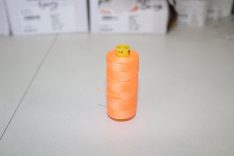 FLUOR0 SAFETY THREAD / TOP STITCHING SEWING THREAD YELLOW / ORANGE M30 Carousel 2
