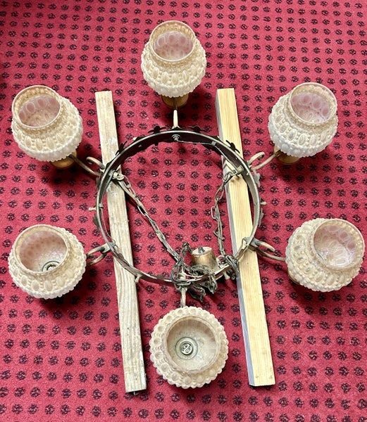 <+> VINTAGE VILLA 6 PENDANT HANGING LIGHT Carousel 1