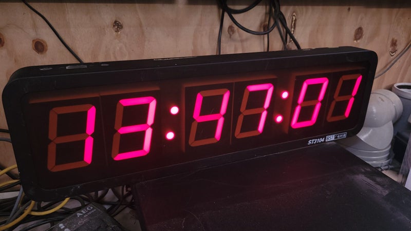 Studio Timecode clock Carousel 1