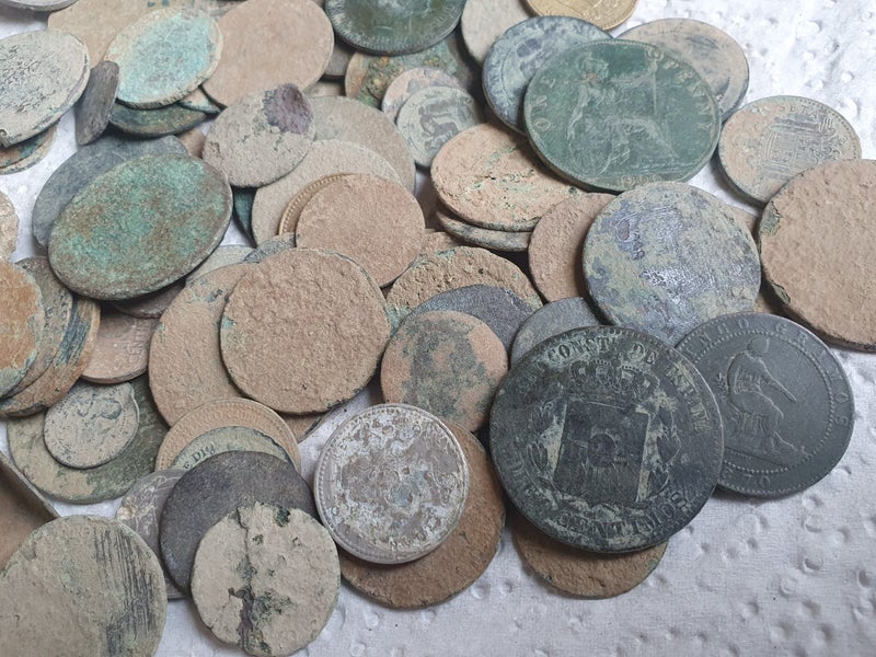 Lot of 88 uncleaned Modern Spanish coins 1850-1950 AD (metal detector finds) Carousel 2