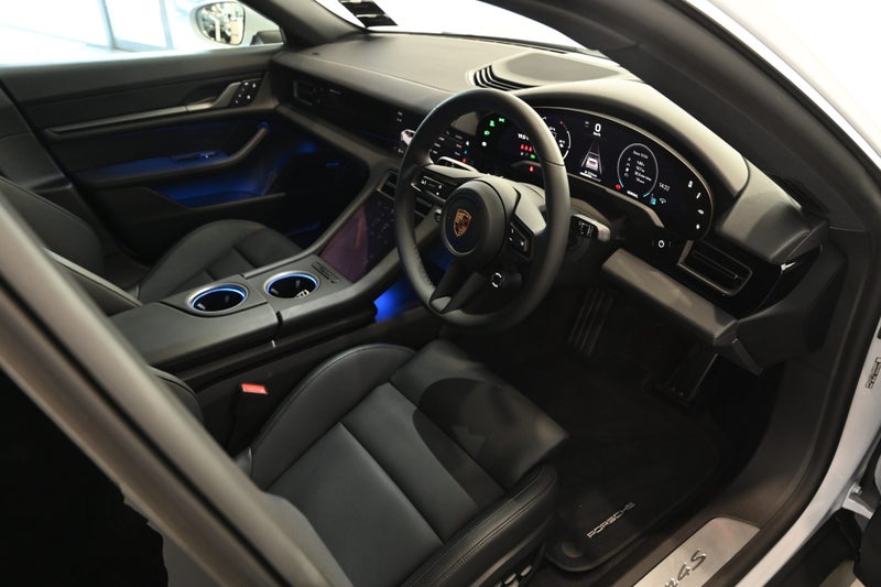 2024 Porsche Taycan 4S62863264423042111