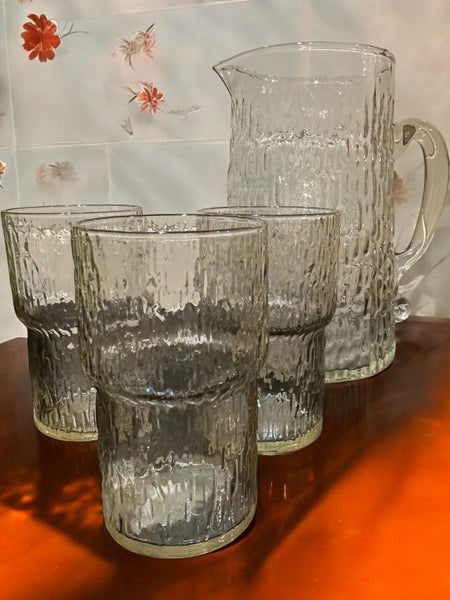 Gorgeous retro jug and glassess Carousel 1