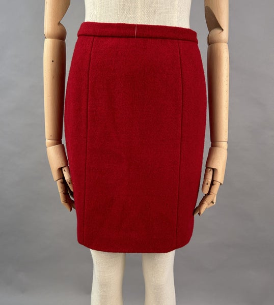 MARC JACOBS - Red Mini Skirt Carousel 2