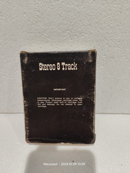 WOW Vintage Johnny Rodriguez Just Get Up and Close the Door 8-Track Cartridge Carousel 2