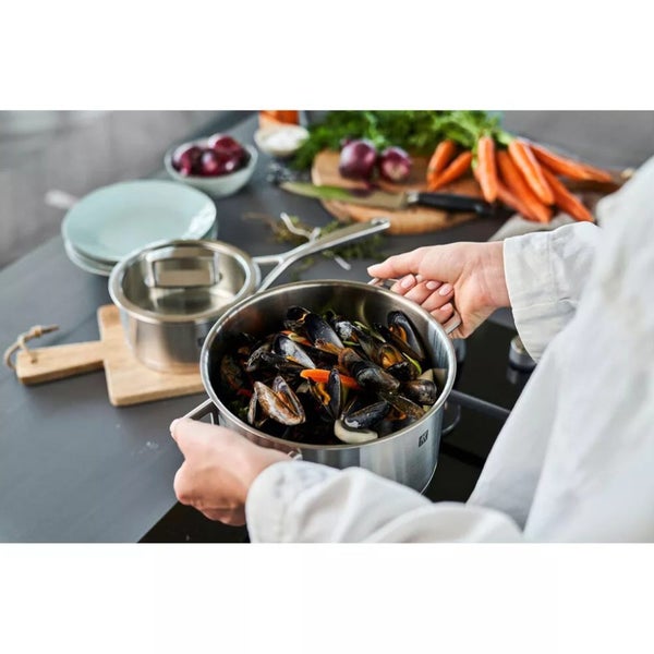 Zwilling Vitality 18cm Sauce Pan w/ Glass Lid Carousel 5