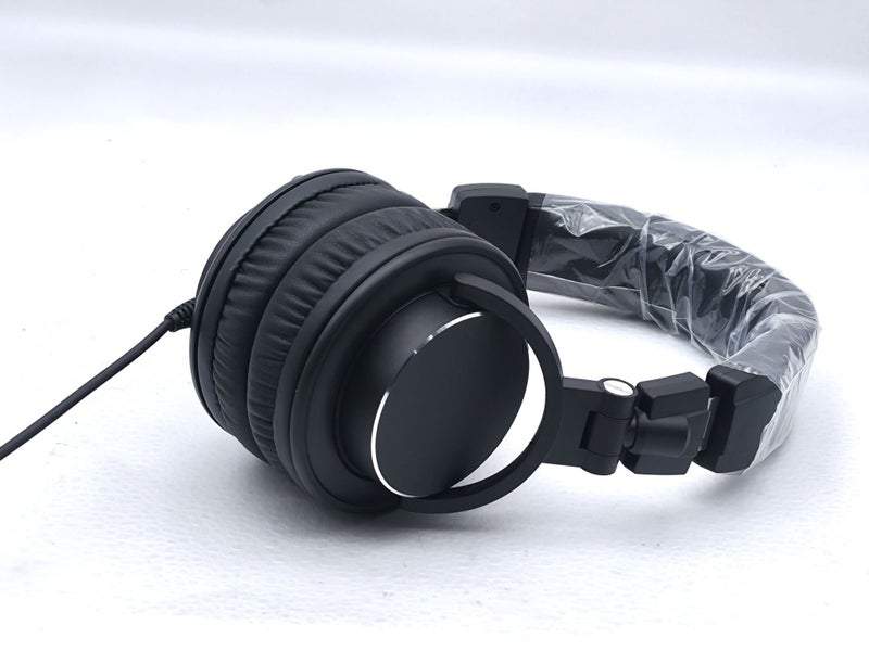 MD-970 Closed Back Monitor Headphones (P-32) Carousel 1