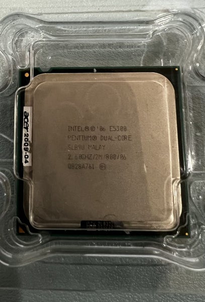 Intel Pentium Dual Core E5300 LGA775 Carousel 1